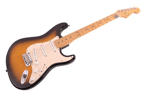 Lot 157 - Jimi Hendrix Tribute Fender Stratocaster 50th...