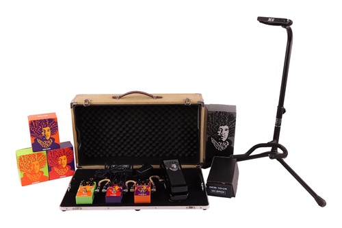 Lot 157 - Jimi Hendrix Tribute Fender Stratocaster 50th...