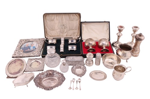 Lot 148 - A cased pair of silver goblets, with a band to...