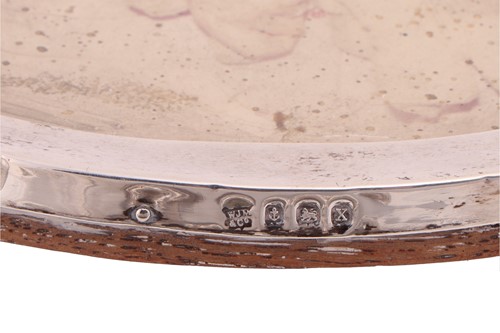 Lot 148 - A cased pair of silver goblets, with a band to...