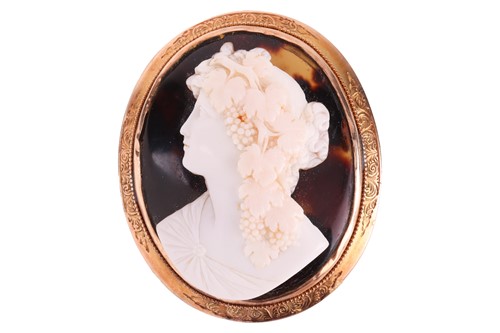 Lot 130 - A large 19th-century cameo brooch; the shell...