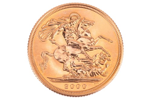 Lot 20 - An Elizabeth II full sovereign, dated 2000, in...