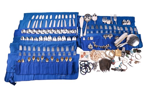 Lot 143 - A mixed group lot, to include a charm bracelet...