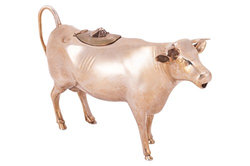 Lot 331 - A 20th-century cast silver cow creamer, by...