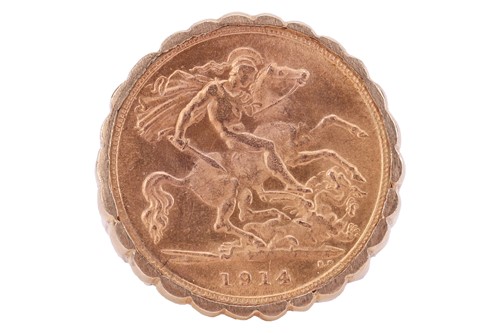 Lot 32 - A George V half sovereign tartelette ring,...