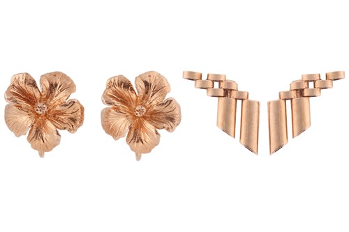 Lot 110 - Two pairs of earrings; comprising a pair of...