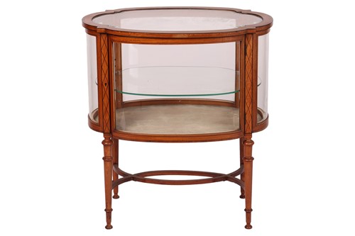 Lot 92 - An Edwardian figured satinwood and ebony...