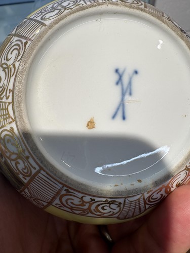 Lot 146 - A Continental porcelain cabaret set, 19th...