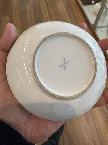 Lot 146 - A Continental porcelain cabaret set, 19th...