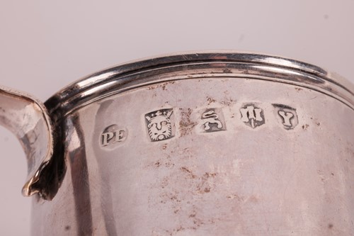 Lot 122 - A George II silver mug, Exeter 1723 by Philip...