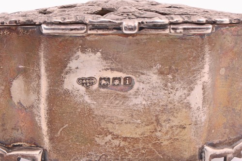 Lot 93 - A silver trinket box, the pierced silver cover...