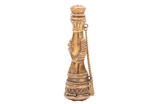 Lot 289 - A Victorian silver gilt combined vinaigrette...
