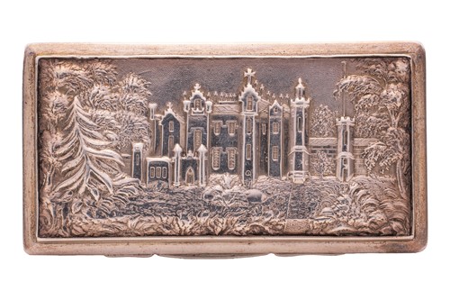 Lot 294 - A Victorian silver "castle top" snuff box,...