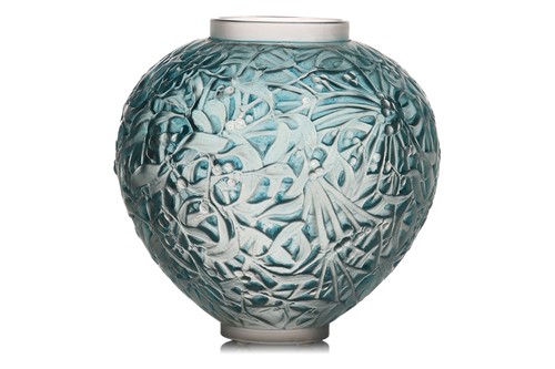 Lot 230 - Rene Lalique (French, 1860-1945), a Gui...