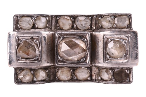 Lot 72 - A rose-cut diamond cocktail ring, with...
