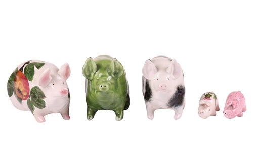 Lot 170 - Three small Wemyss Ware pigs, in black and...