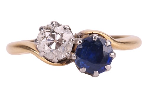 Lot 4 - An early 20th-century sapphire and diamond toi-...