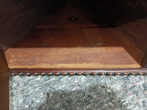 Lot 103 - Attributed to William Vile & John Cobb: an...