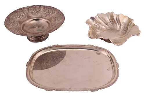 Lot 364 - A 20th-century rectangular silver tray with...