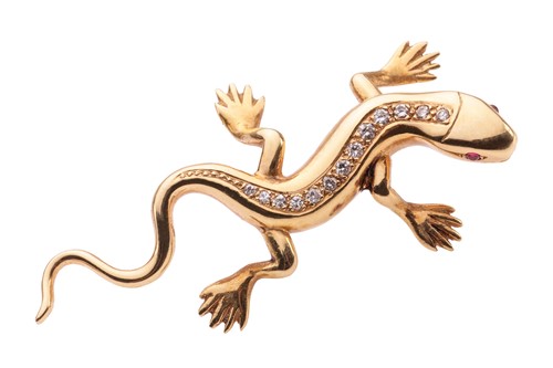 Lot 49 - A gem-set lizard brooch in 18ct yellow gold,...