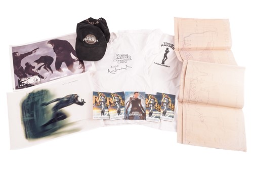 Lot 26 - Lara Croft: Tomb Raider (2001) –   Lara Croft:...
