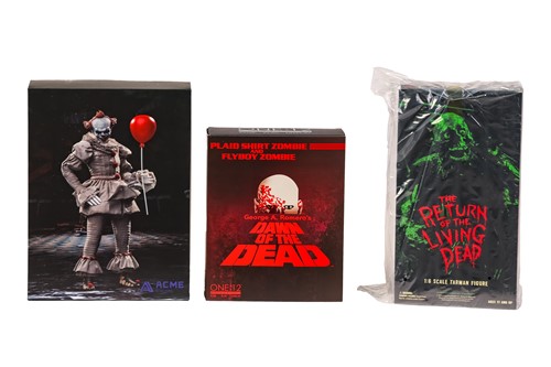 Lot 7 - A One:12 Mezcotoyz Dawn of the Dead 'Plaid...