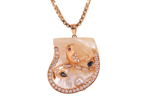Lot 165 - A gem-set pendant on chain, depicting a bird...