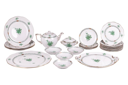 Lot 167 - A Herend porcelain part tea and dinner service,...