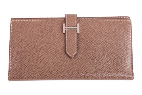Lot 224 - Hermès - a Bearn wallet in étoupe Epsom...