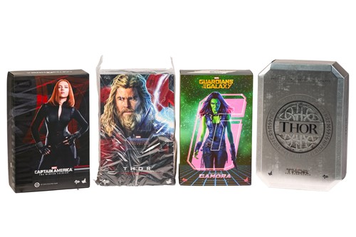 Lot 35 - A Marvel Avengers Endgame Hot Toys 'Thor', 1:6...