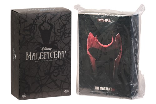 Lot 51 - A Hot Toys Disney 'Maleficent' 1:6 scale...