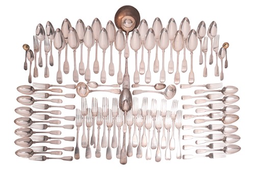 Lot 318 - A harlequin canteen of fiddle pattern flatware,...