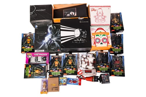 Lot 78 - A large collection of collectible items, to...
