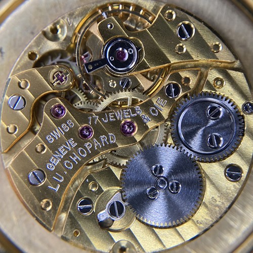 Lot 294 - Chopard An ‘18K’ Wristwatch Reference: 4014.1...