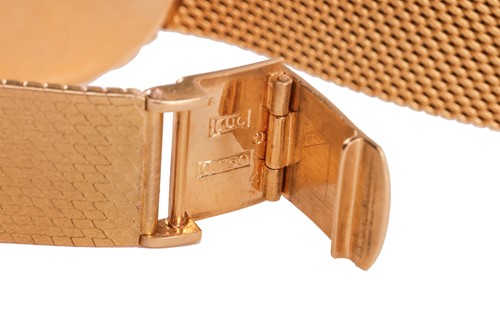Lot 294 - Chopard An ‘18K’ Wristwatch Reference: 4014.1...