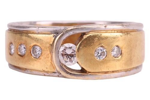 Lot 193 - A diamond-set two-toned dress ring of belt...