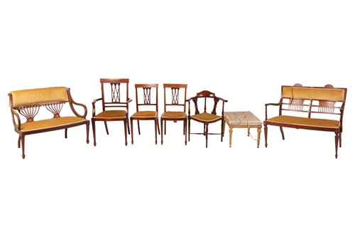 Lot 72 - A good Regency style carved wood and gilt...