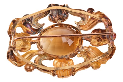 Lot 226 - An early to mid 19th Century citrine parure,...