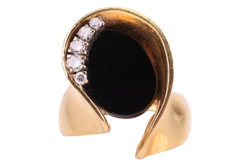 Lot 124 - An onyx and diamond dress ring, with a row of...