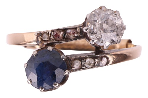Lot 10 - An early 20th-century sapphire and diamond...