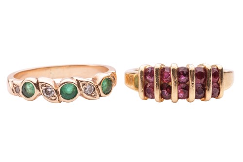 Lot 24 - Two rings; comprising an emerald and...
