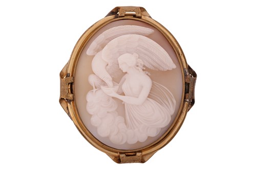 Lot 220 - A large cameo brooch, the oval shell cameo...