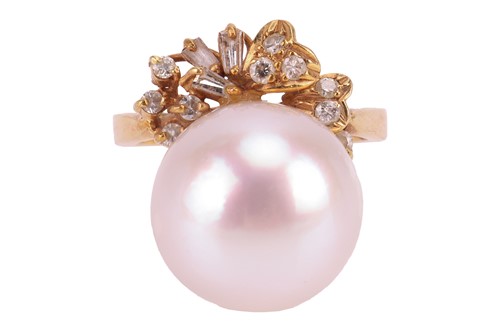 Lot 174 - A cultured pearl and diamond cocktail ring,...