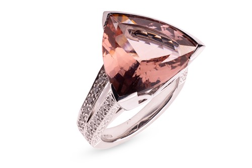 Lot 109 - Boodles - a morganite and diamond cocktail...