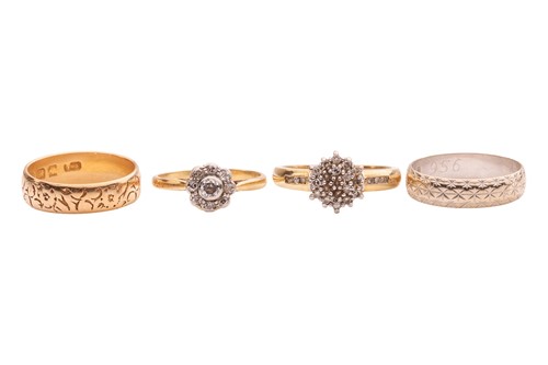 Lot 115 - Four rings; comprising a daisy-head...