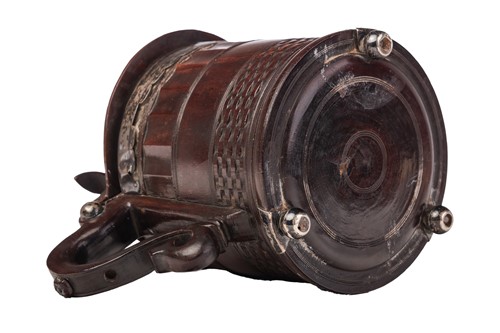 Lot 115 - A rare mid-17th-century engine-turned lignum...