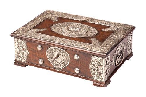 Lot 117 - An 18th century Eastern hardwood and white...