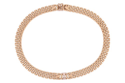 Lot 109 - A two-toned brick link necklace in 9ct gold,...