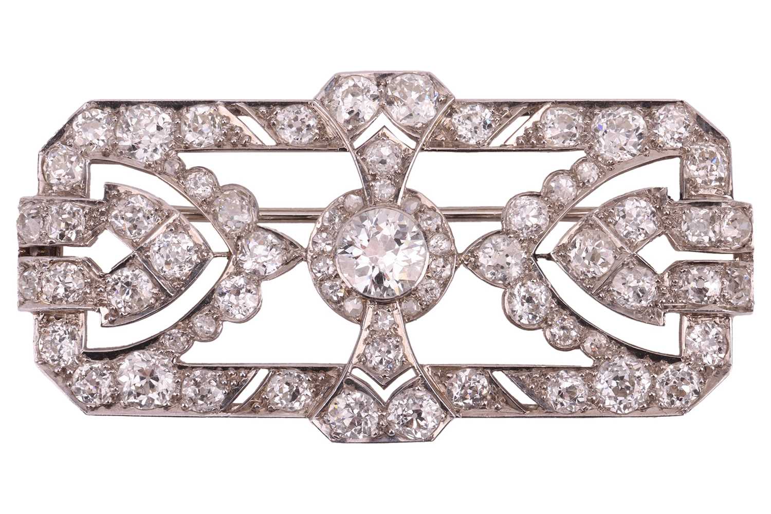 Lot 160 - An Edwardian diamond-set brooch, with an...