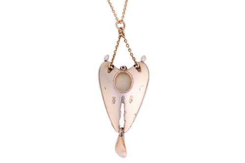 Lot Child & Child - A gem-set enamel wing pendant...